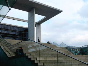 Erinnerung an B.( Marie-Elisabeth-Lüders-Haus)